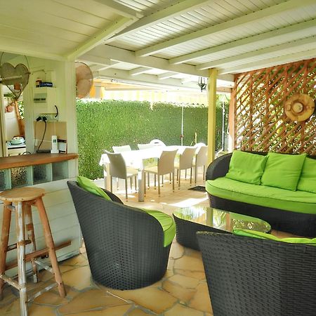 Chalet Confortable Au Vauclin Avec Piscine Privee Ле-Воклен Экстерьер фото