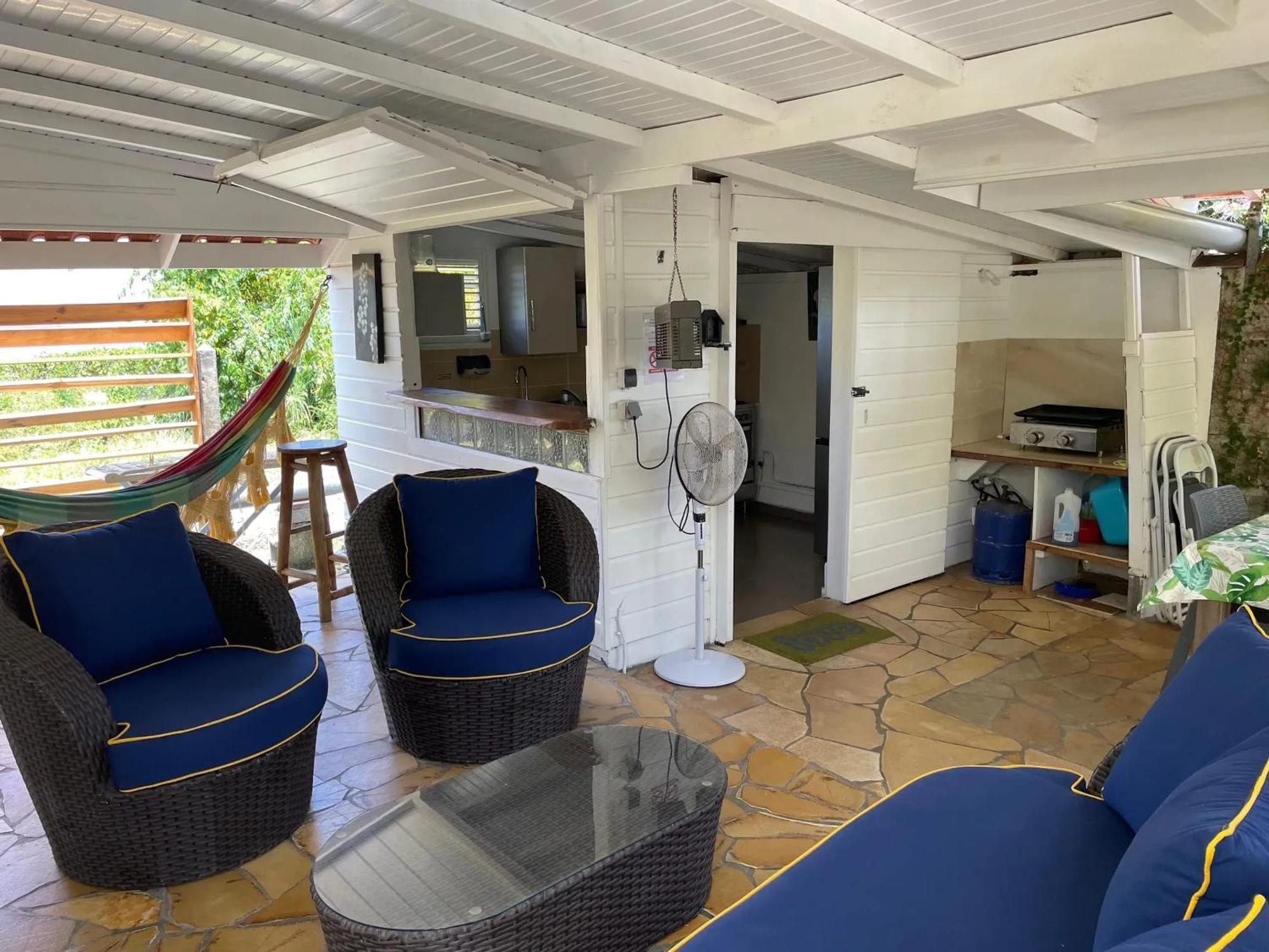 Chalet Confortable Au Vauclin Avec Piscine Privee Ле-Воклен Экстерьер фото